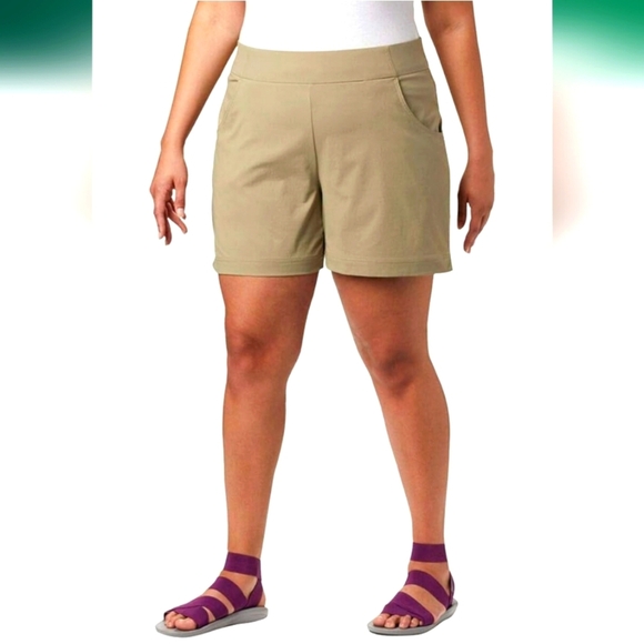 Nwt Columbia anytime casual shorts in tan - Picture 1 of 9